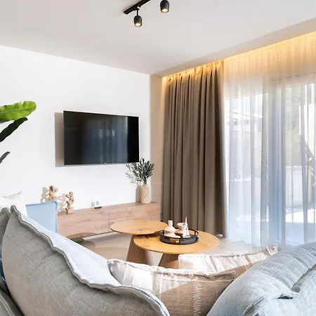 فيلة Porto Nuovo Luxury House *