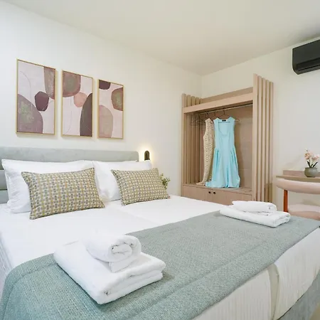 Porto Nuovo Luxury House فيلة لايميناس