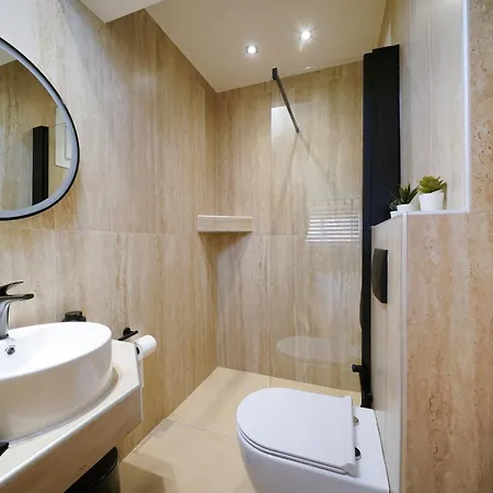 فيلة Porto Nuovo Luxury House لايميناس